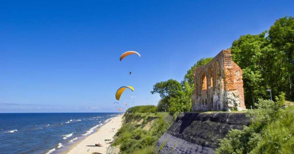 Apartamenty Obok Ruin Trzęsacz Buitenkant foto