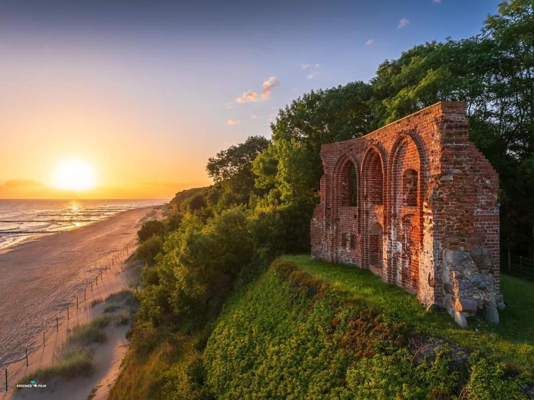 Apartamenty Obok Ruin Trzęsacz Buitenkant foto